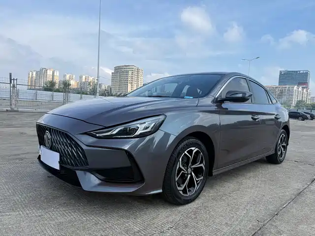 MG 5 180DVVT CVT, Молодёжный Люкс