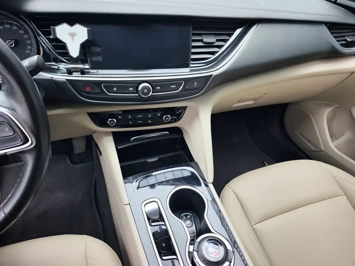 Buick Regal 2021 552T Elite фото 10