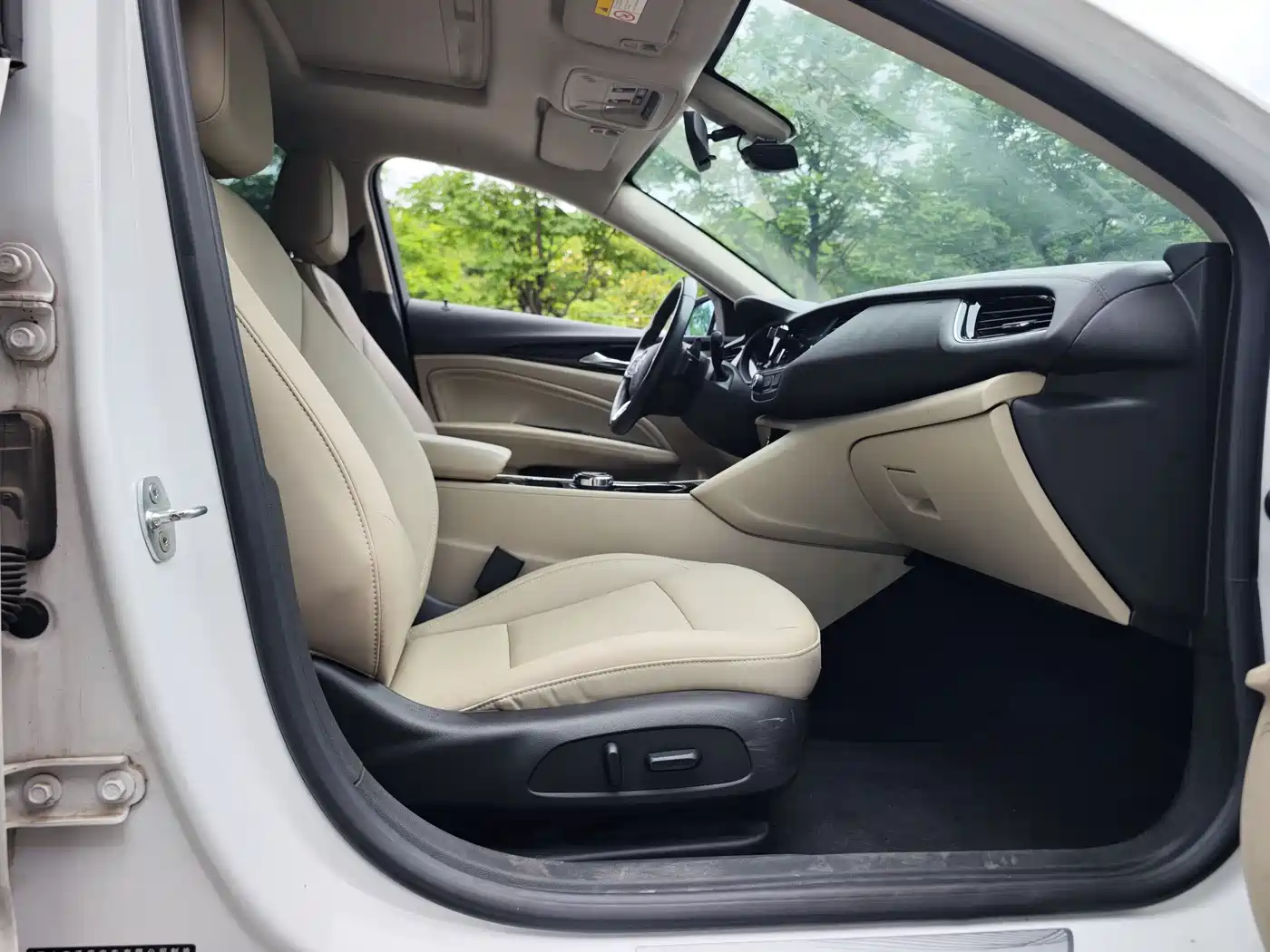 Buick Regal 2021 552T Elite фото 12
