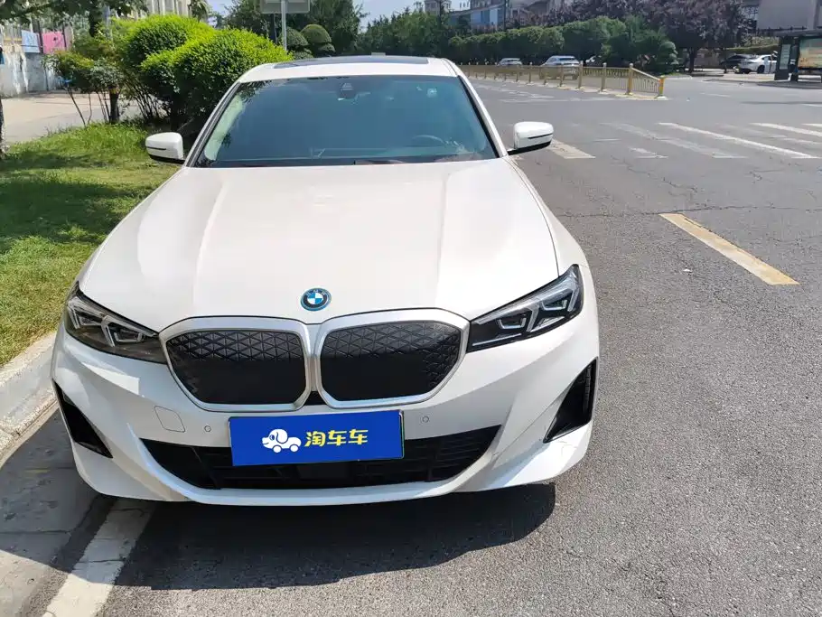 BMW i3 2026 2026 eDrive 35 L