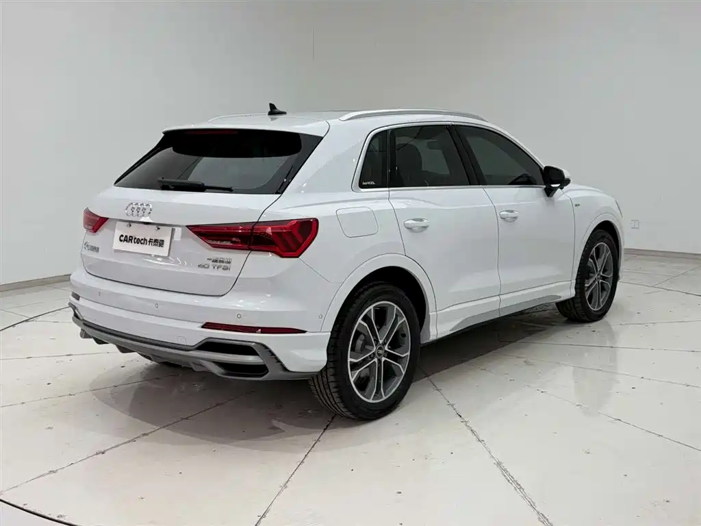 Audi Q3 2022 40 TFSI Fashion Dynamic фото 8