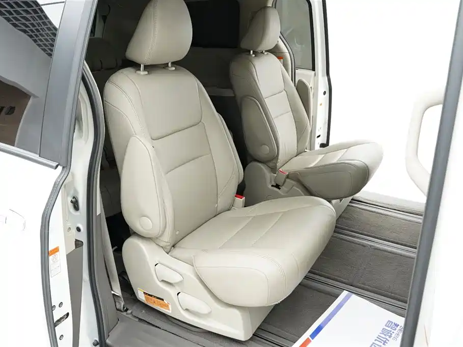 Toyota Sienna 2016 2015 3.5L 4WD L