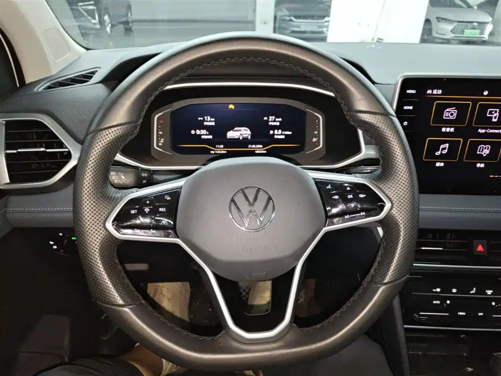 Volkswagen Tharu 2023 300TSI 2WD Full Moon Edition фото 11