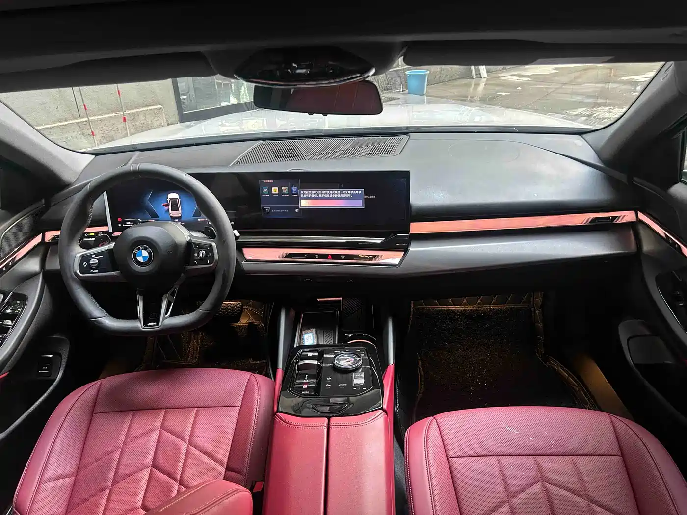 BMW 5 Series 2025 525Li M Sport Package фото 6