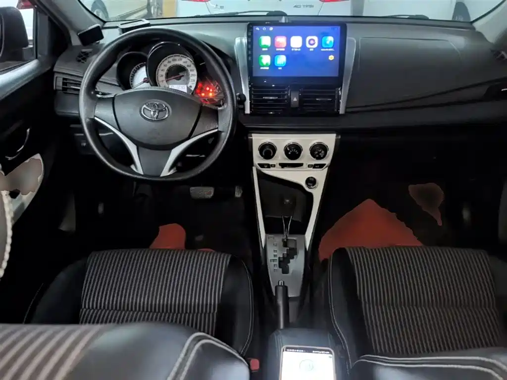 Toyota YARiS L Zhi Xuan 2015 1.5G Auto Sunroof Special Edition фото 10