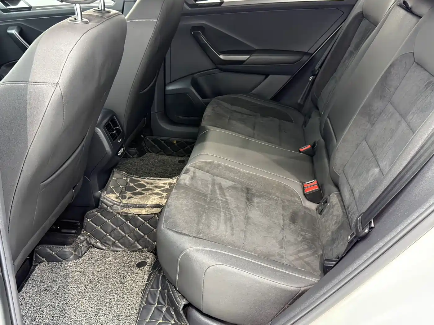 Volkswagen T-ROC 2022 280TSI DSG 2WD R-Line Pro PLUS фото 14