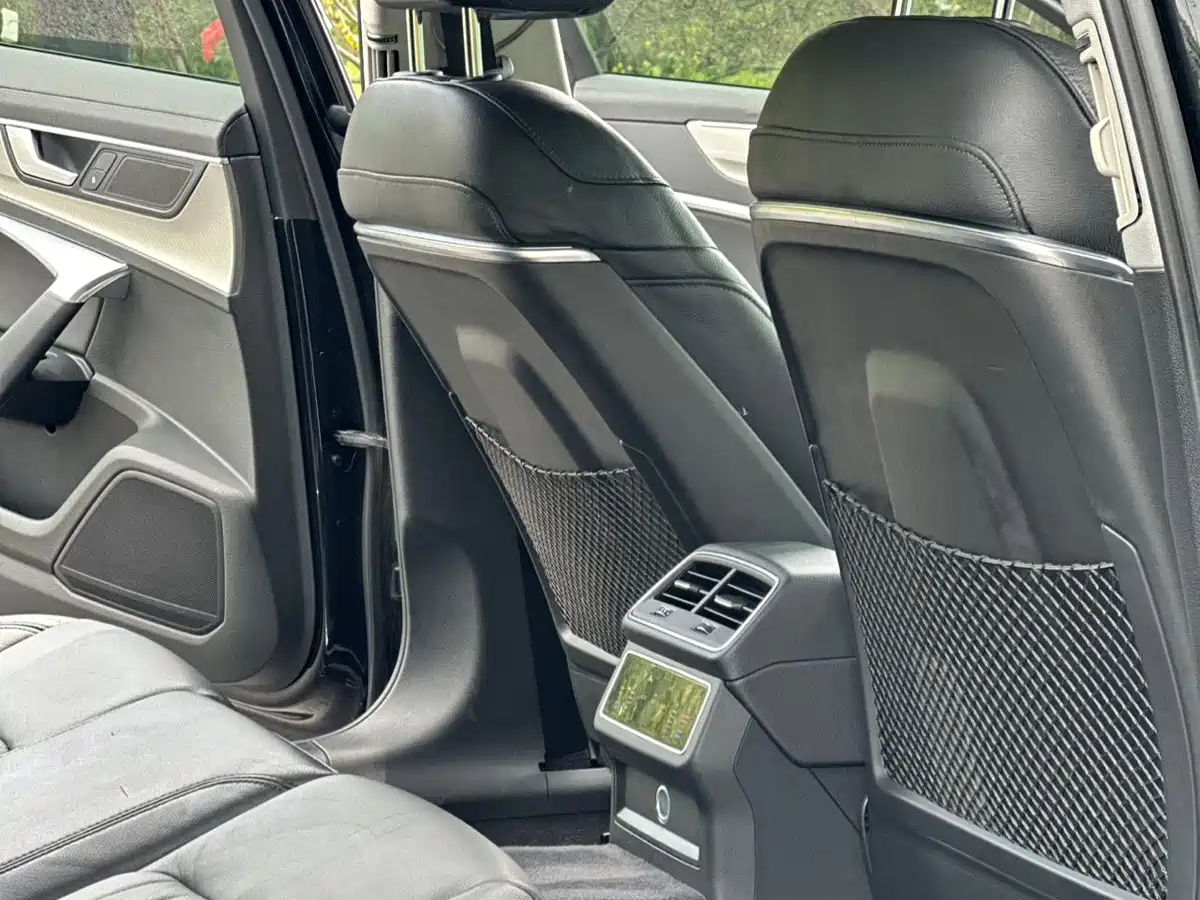 Audi A6L 2020 45 TFSI Premium Elegance фото 8