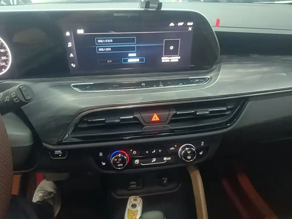 Buick GL6 2023 2021 323T Mild Hybrid Connected Luxury