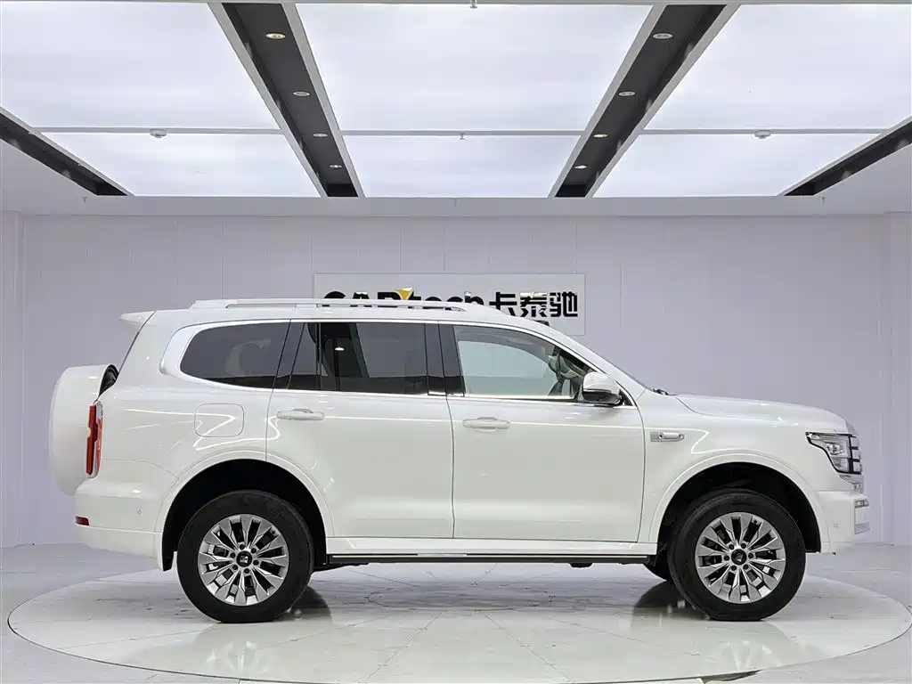Tank 500 EV 2026 Hi4-T Smart Edition фото 4