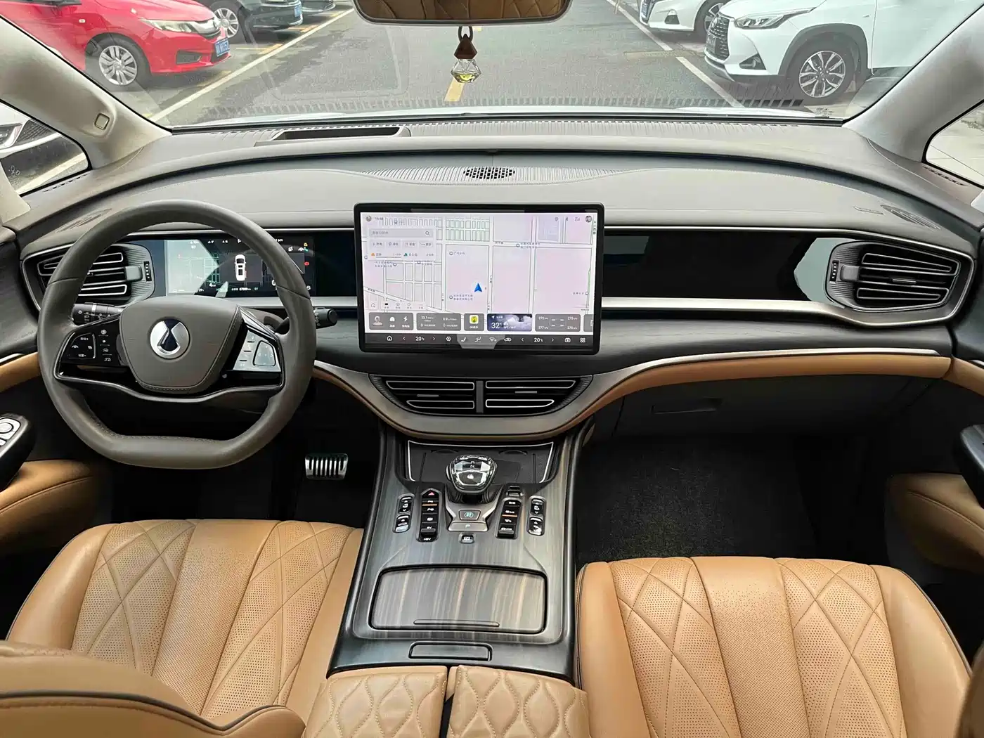 Denza D9 2023 2022 DM-i 970 AWD Flagship