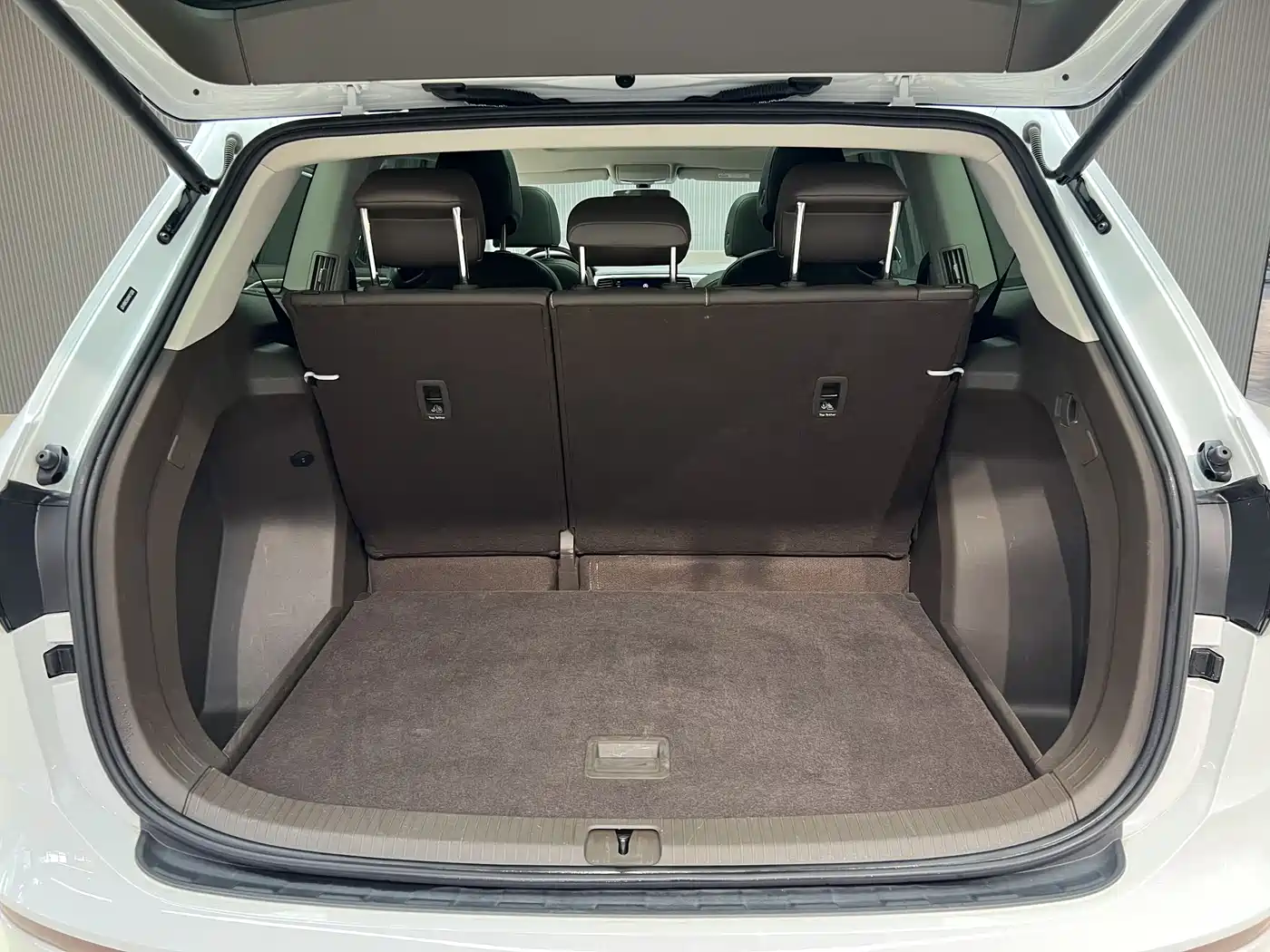 Volkswagen Viloran 2020 330TSI Luxury Edition фото 17