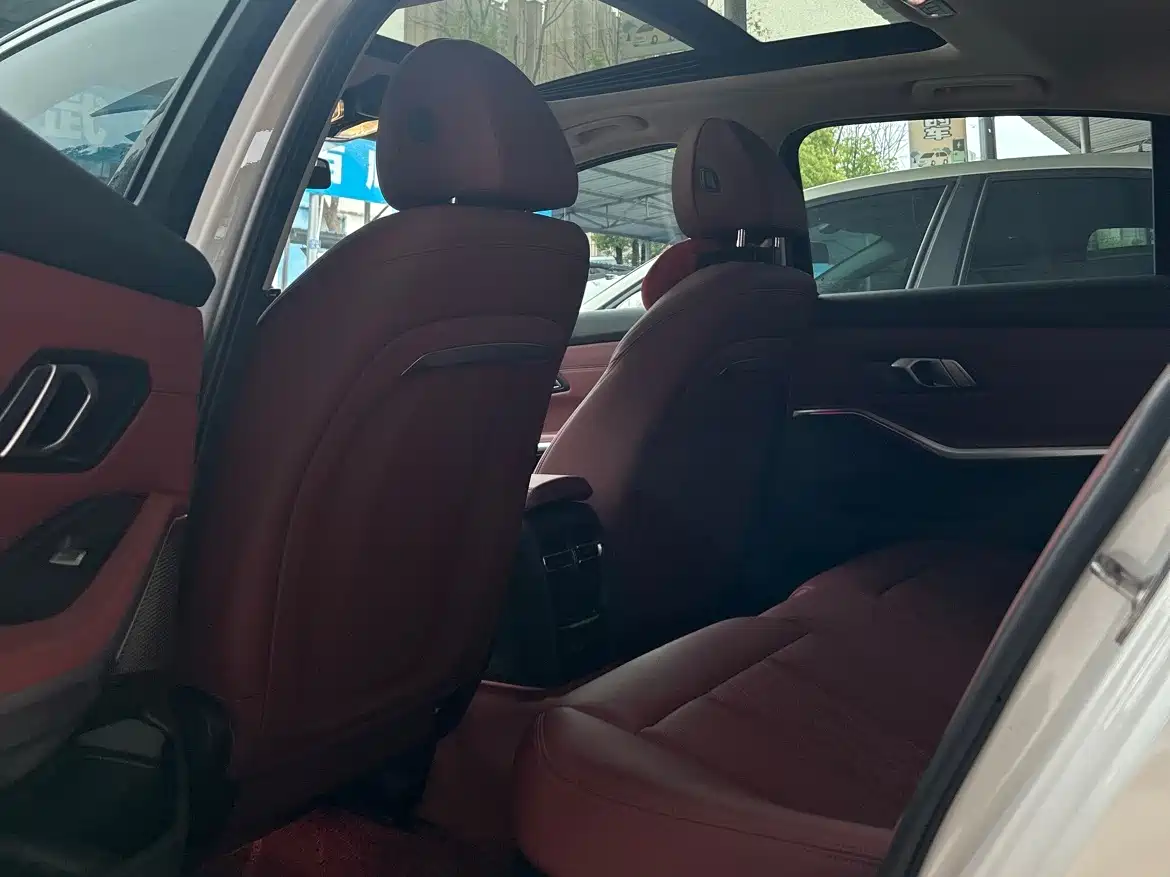 BMW i3 2022 eDrive 35 L фото 10