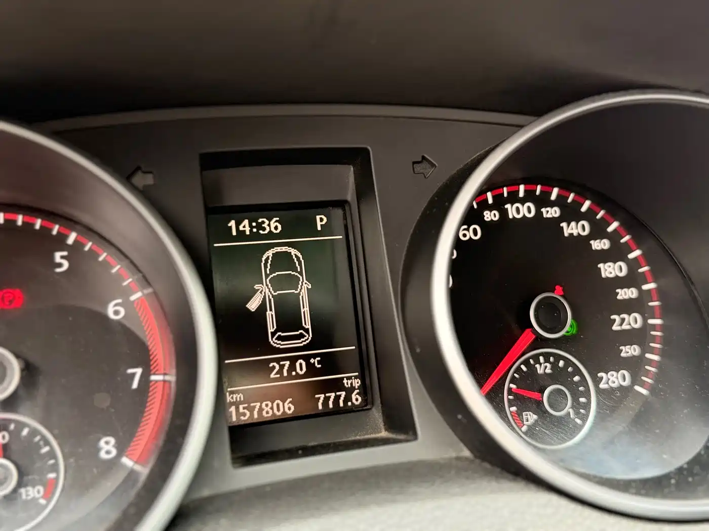 Volkswagen Golf GTI 2012 2.0TSI GTI фото 16