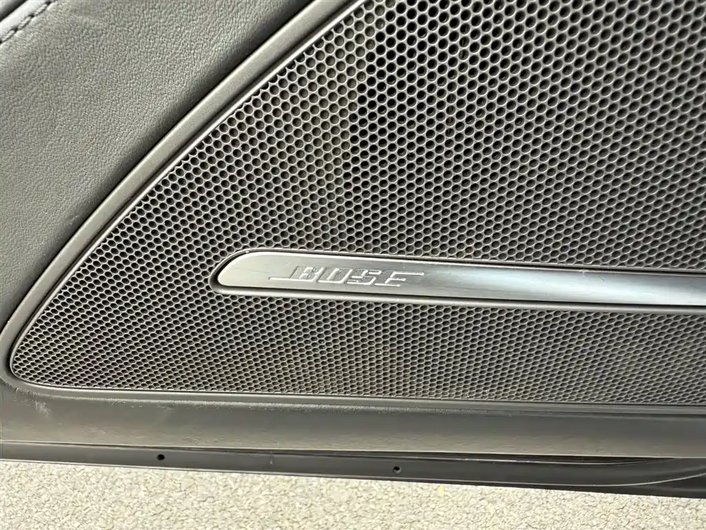 Audi A8 2012 A8L 6.3 FSI W12 quattro фото 10