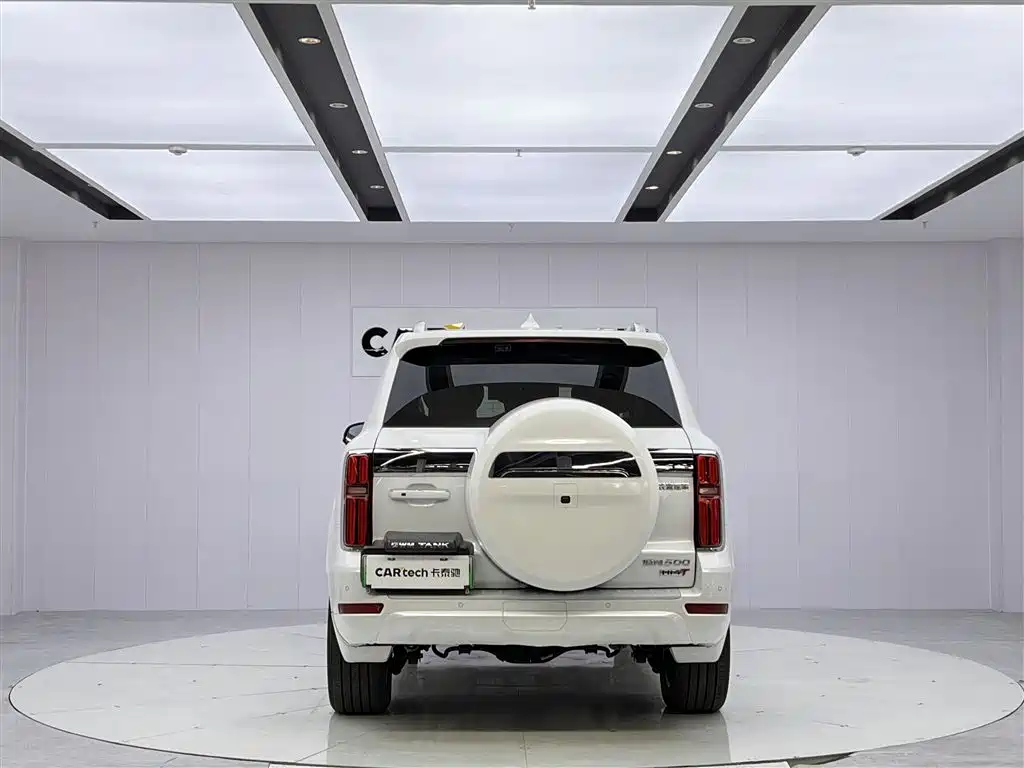Tank 500 EV 2026 Hi4-T Smart Edition фото 6