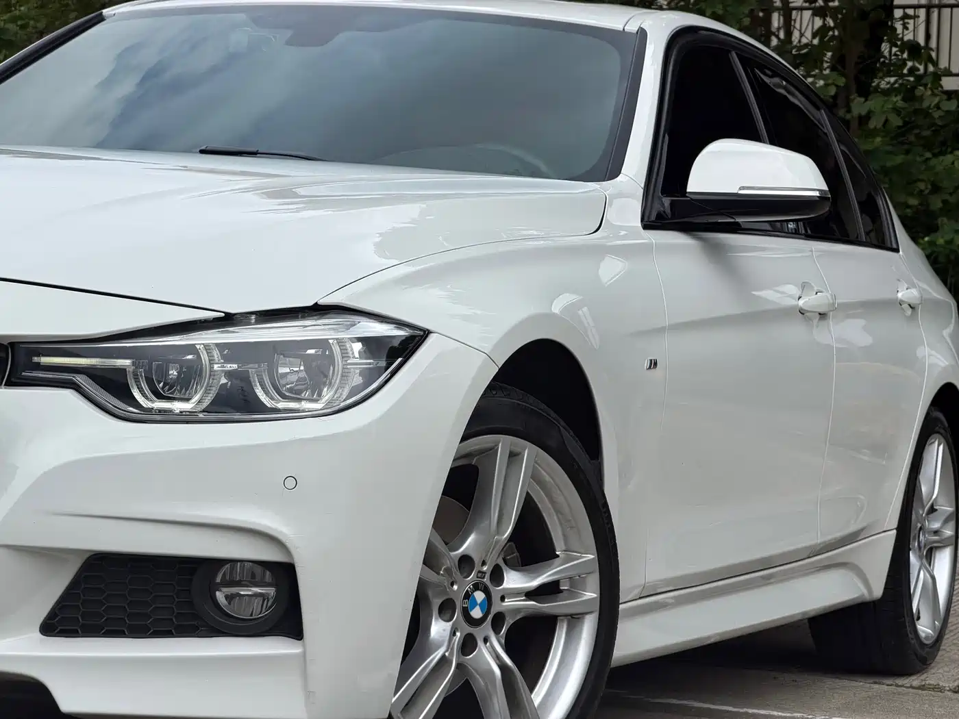 BMW 3 Series 2016 328i xDrive M Sport фото 4
