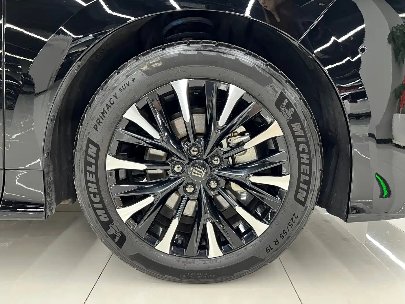 Toyota Vellfire 2024 Crown Hybrid 2.5L Executive Premium Edition фото 27