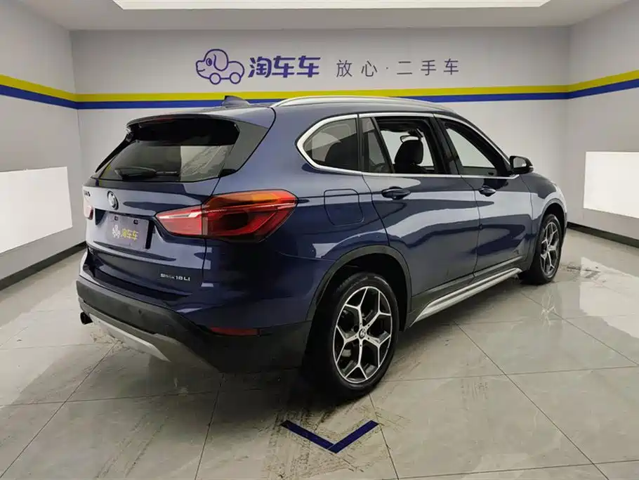 BMW X1 2019 sDrive18Li Premium Model фото 3