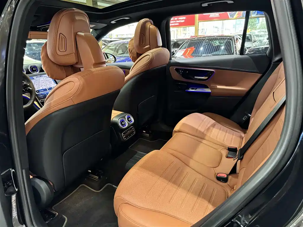Mercedes-Benz GLC 2024 GLC 300 L 4MATIC Dynamic 5-seater фото 7