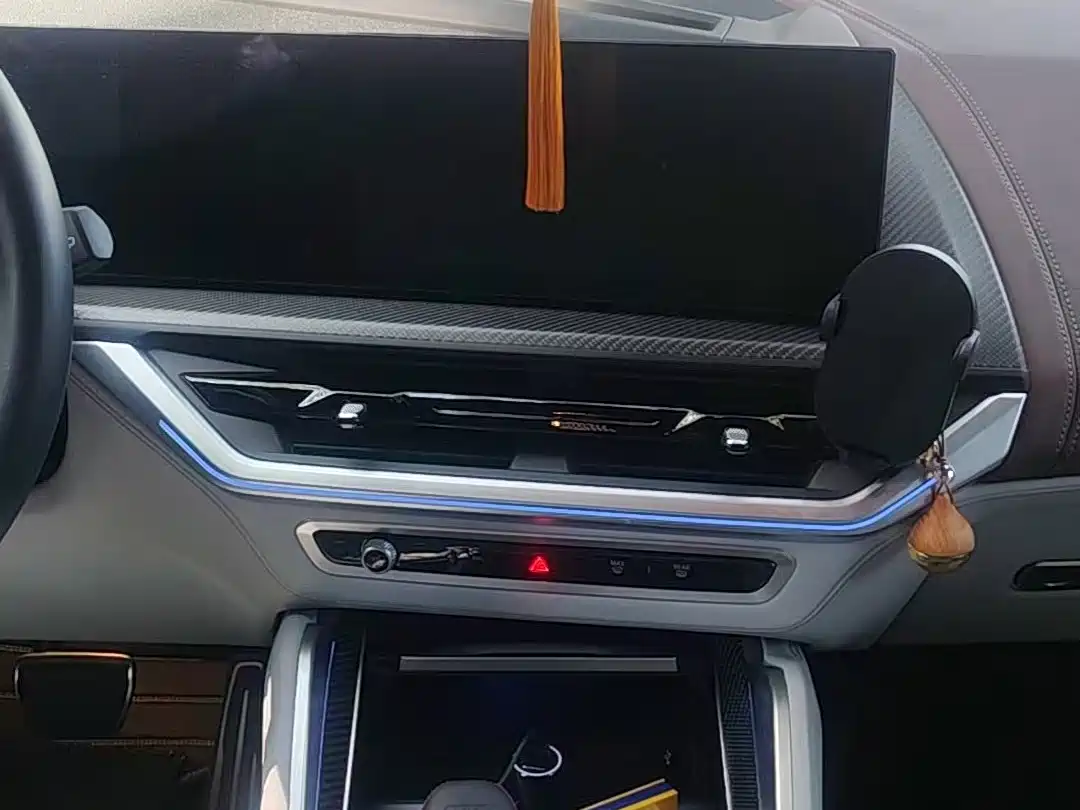 BMW XM 2024 2023 50e