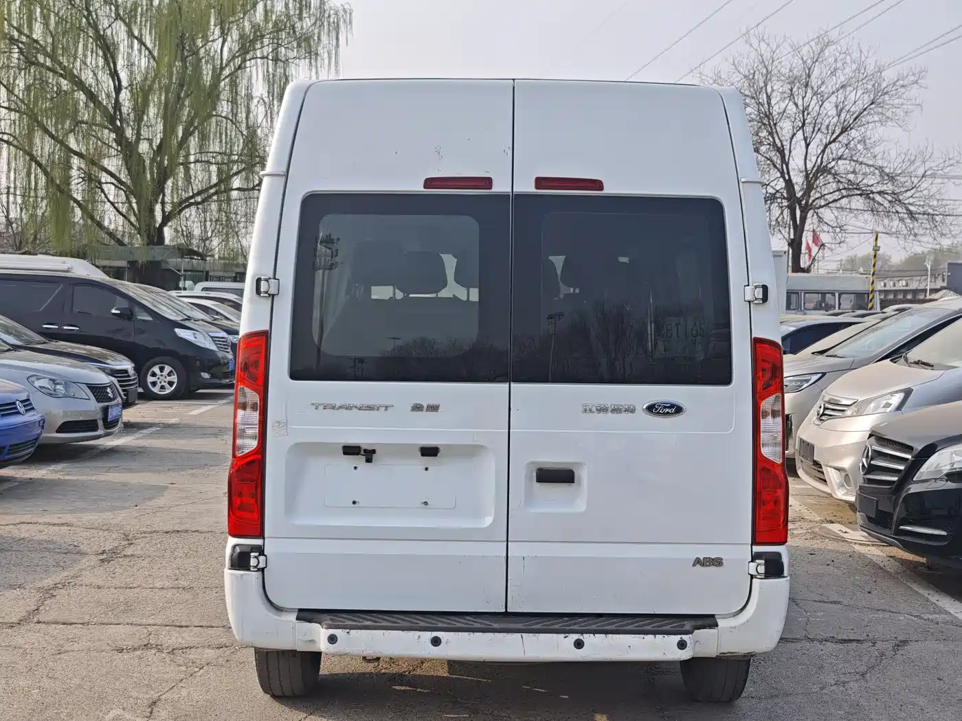 Ford New Generation Transit 2018 2016 Model 2.2T Short Wheelbase 6-Seater Mid-Roof Multi-Purpose Vehicle