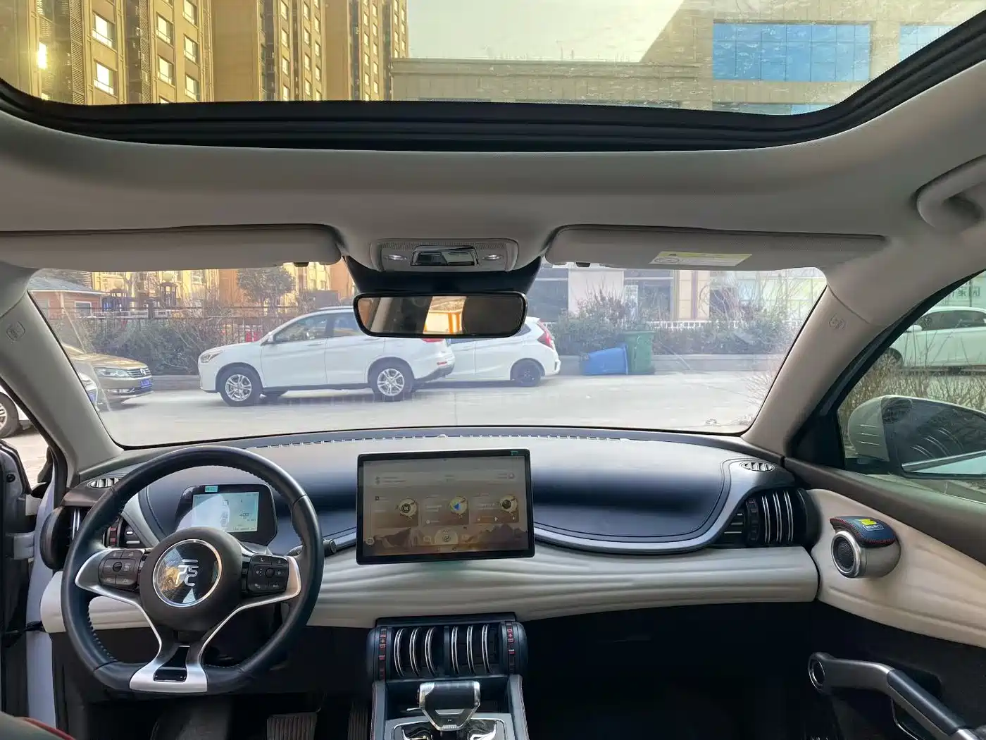 BYD Yuan PLUS 2022 430KM Premium фото 9