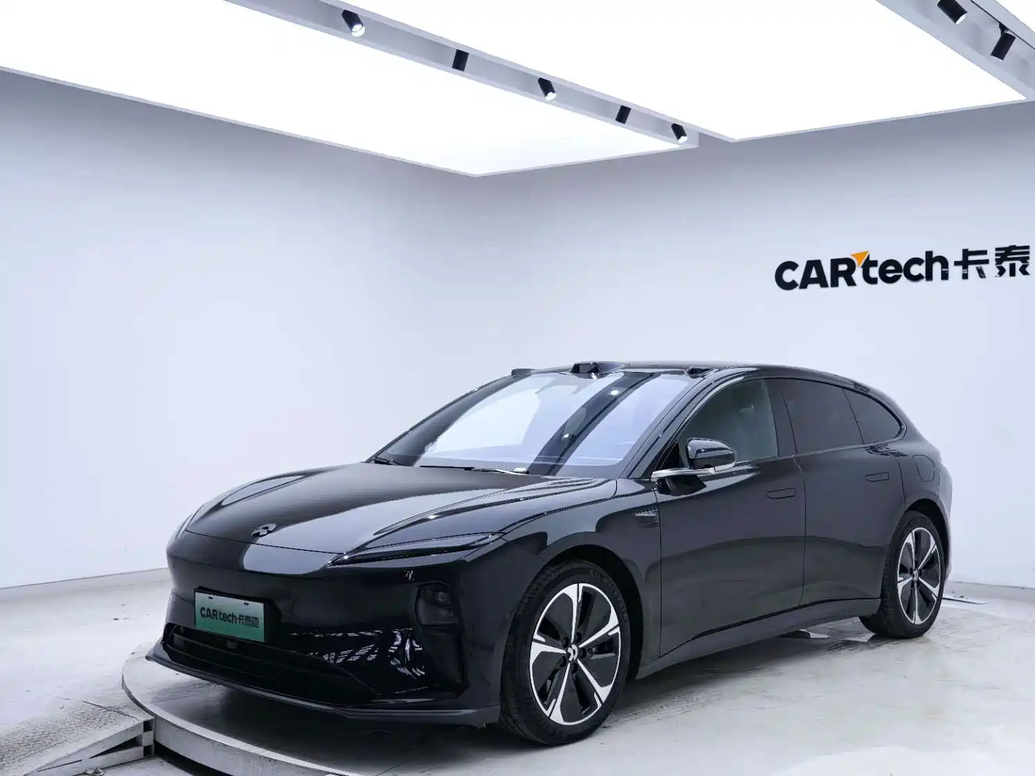 Фото 8 - NIO ET5T