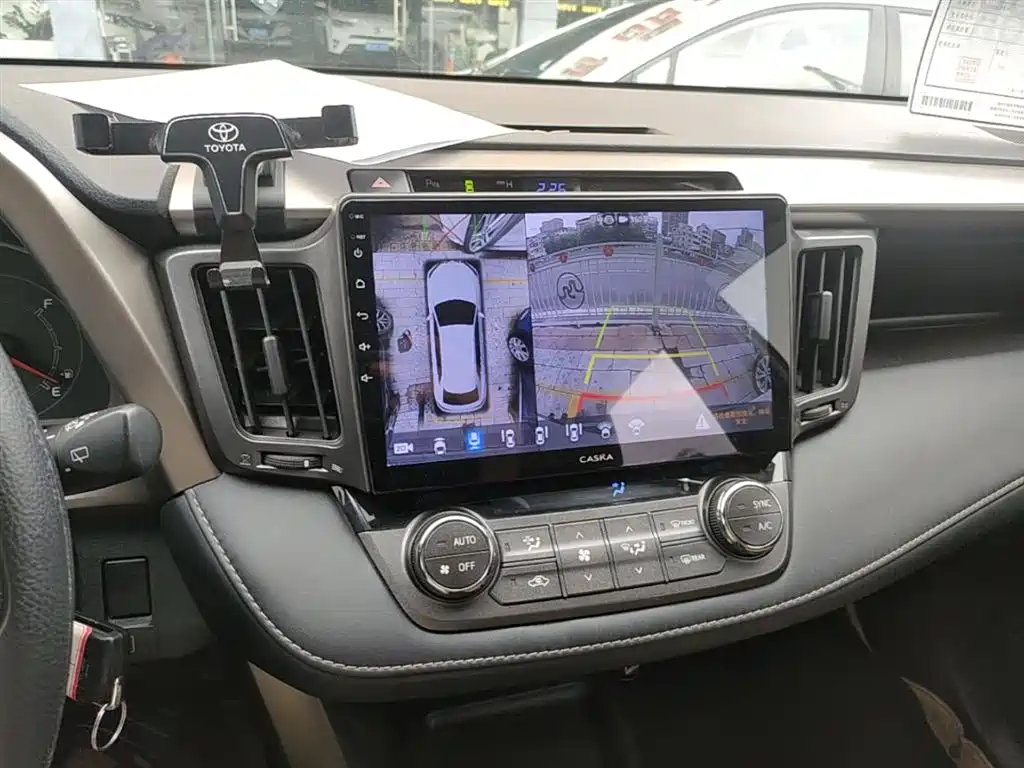 Toyota RAV4 Rongfang 2015 2.0L CVT 2WD Trend Edition фото 13
