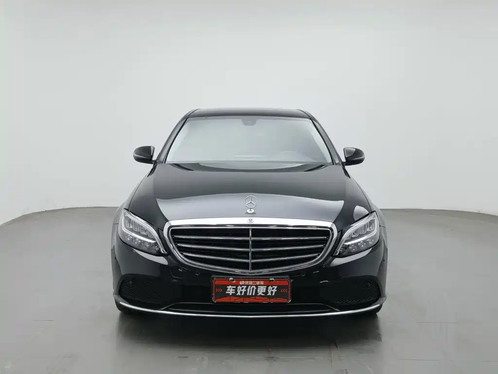 Photo 3 - Mercedes-Benz C-Class