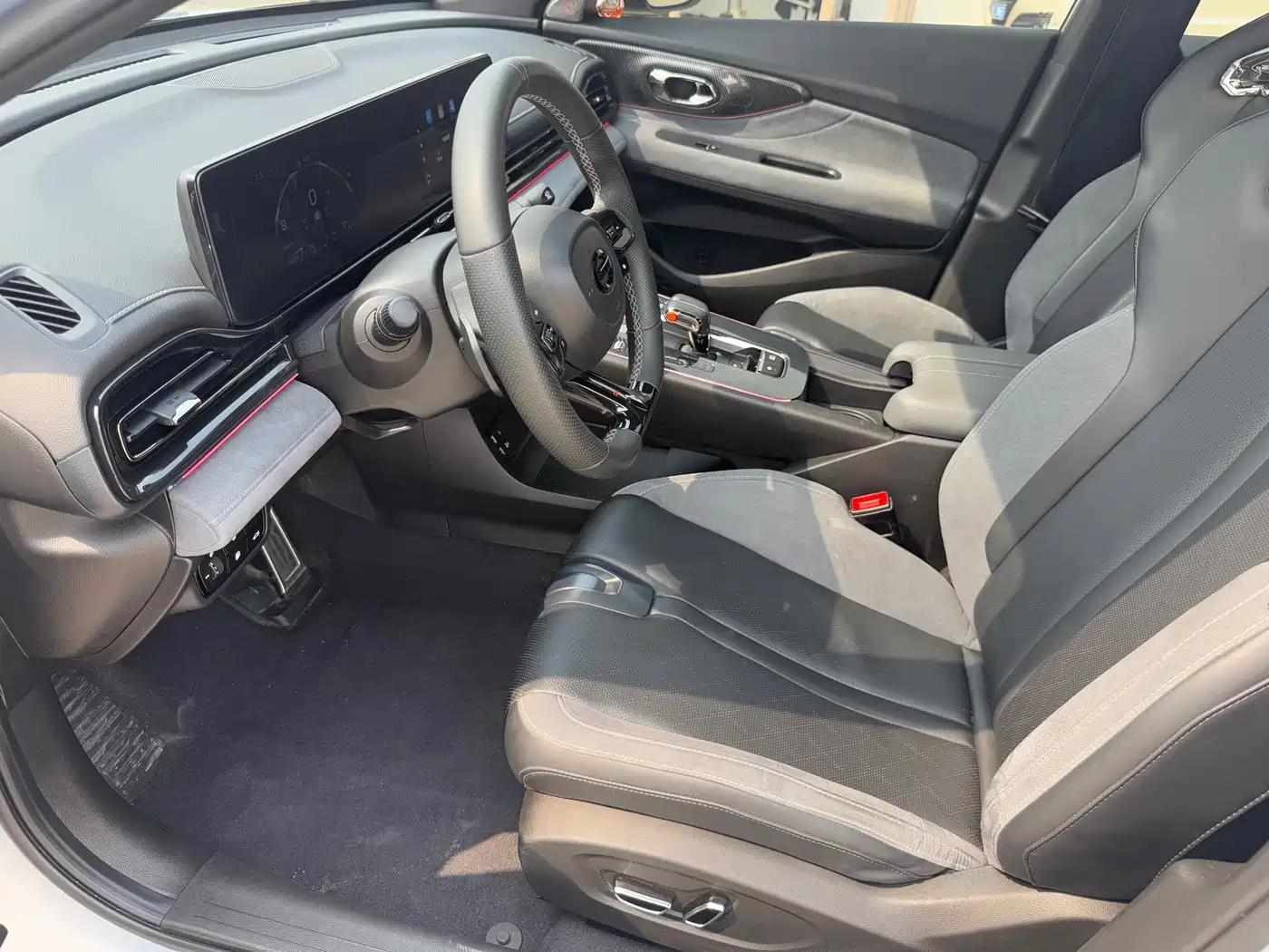 GAC Trumpchi Trumpchi Emkoo 2023 400T Automatic R PRO фото 5