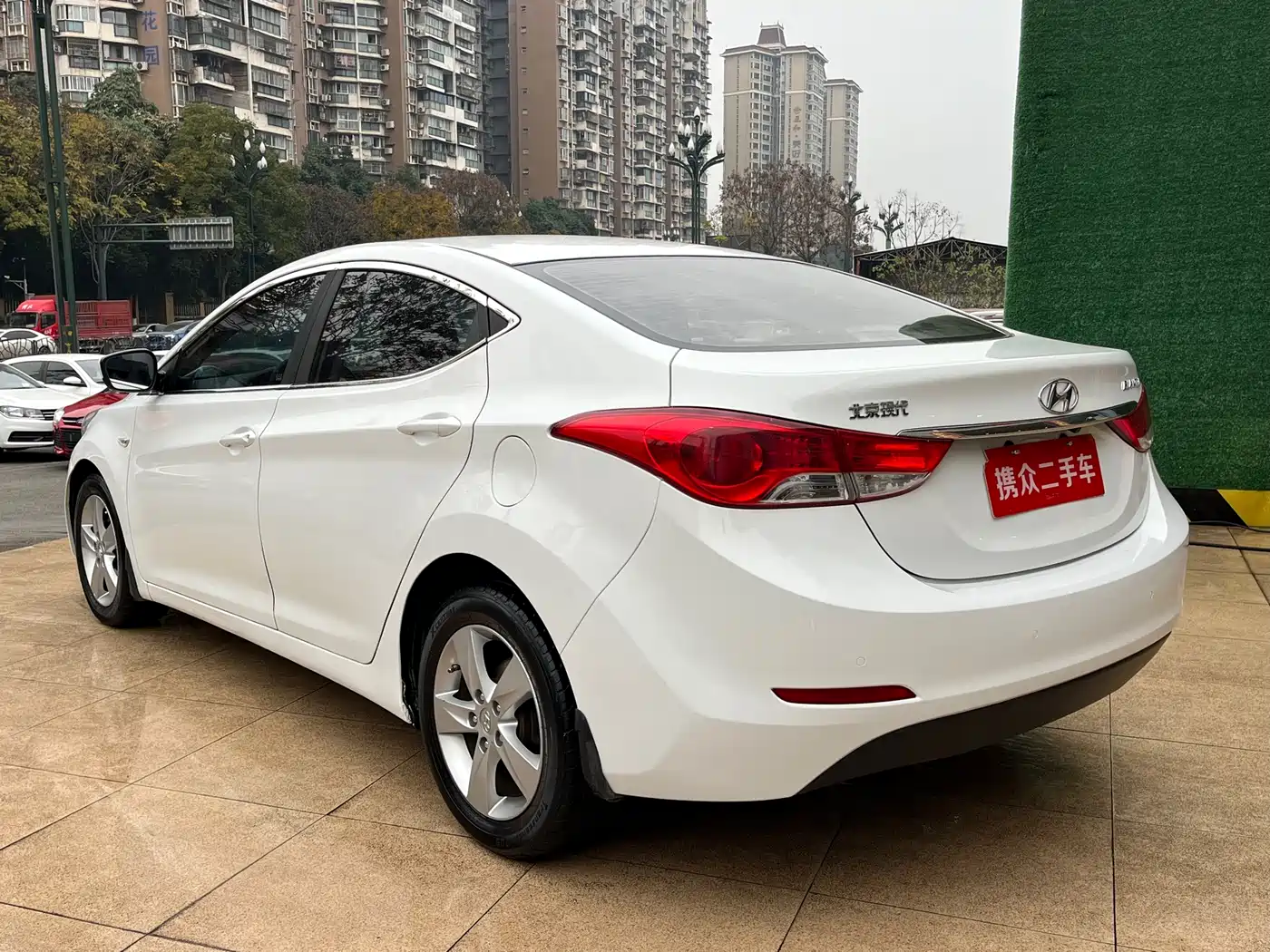 Hyundai Langdong 2012 1.6L Automatic Fashion фото 15