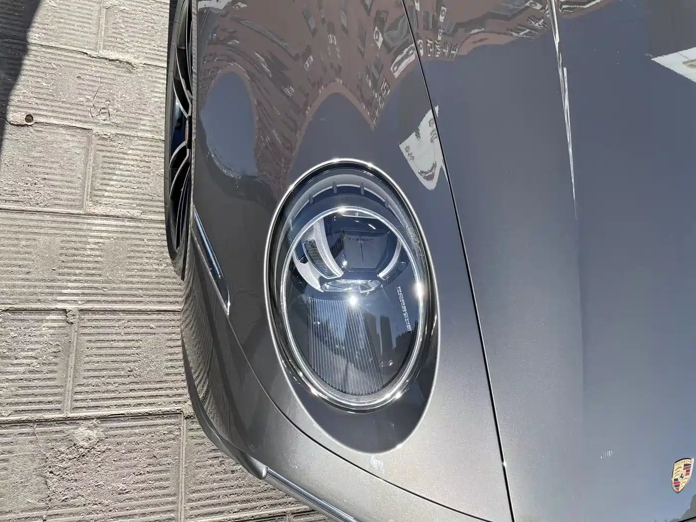 PORSCHE 911