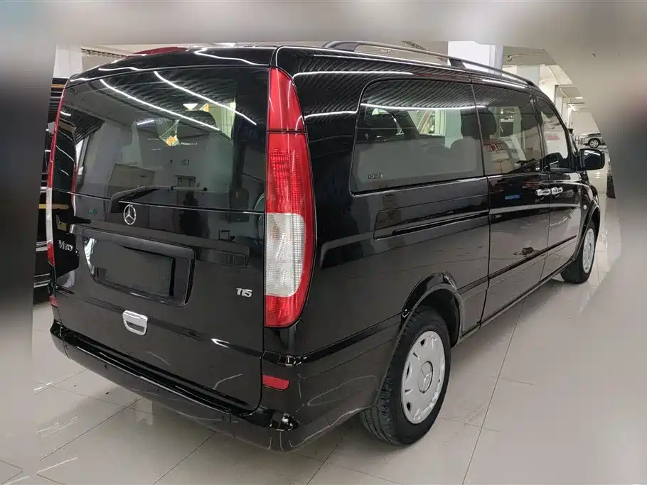 Mercedes-Benz Vito 2013 2.1T Elite Edition фото 3