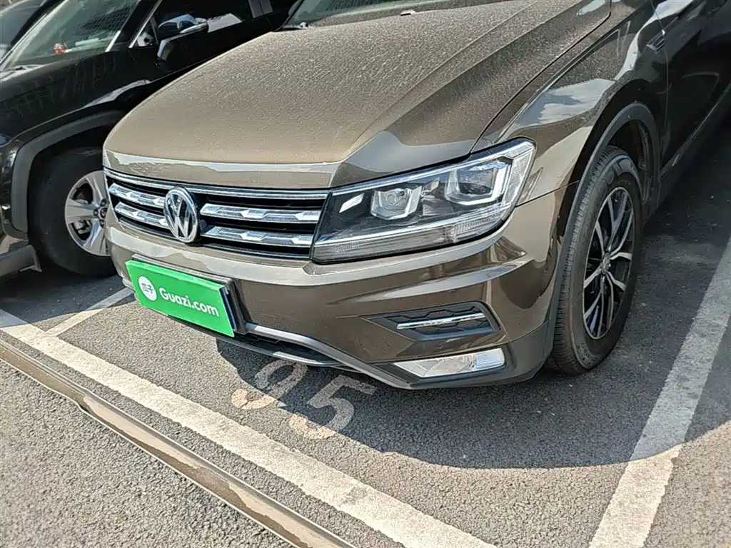 Volkswagen Tiguan L 2017 330TSI Automatic 2WD Luxury Edition фото 24