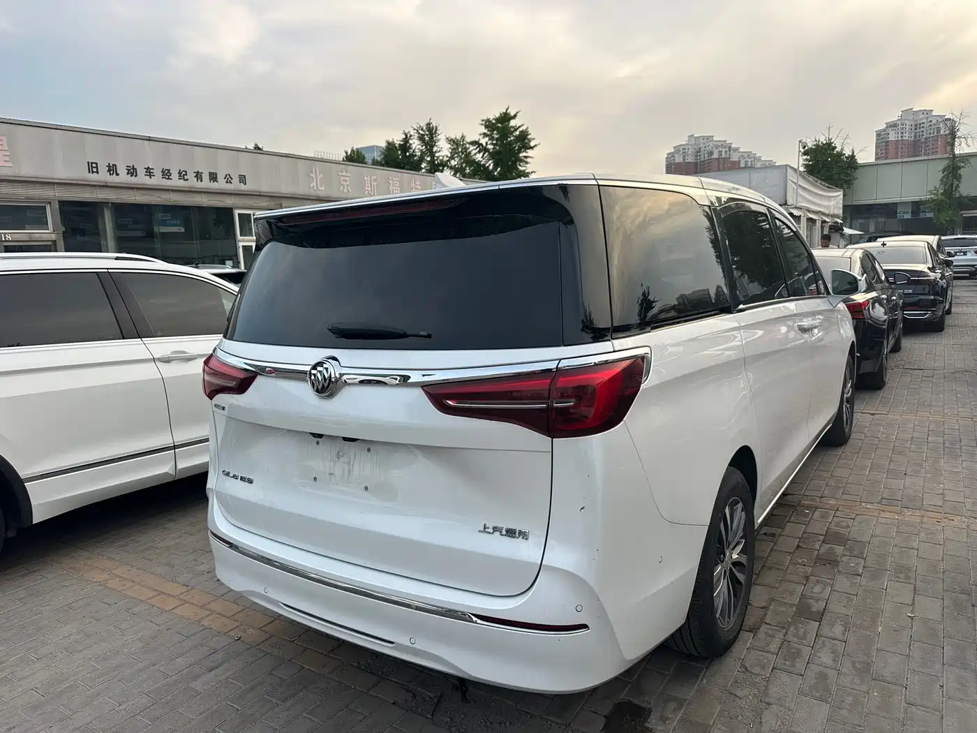 Buick GL8 2022 ES Landmark 653T Premium фото 13