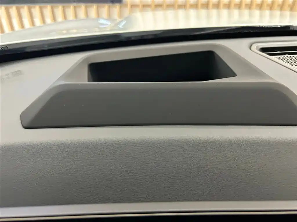 BMW X1 M35Li 2025 M35Li фото 3
