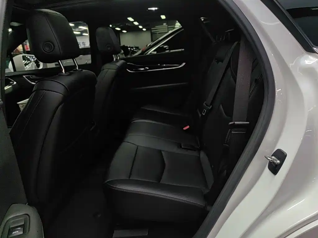 Cadillac XT5 2020 Facelift 28T Luxury Model фото 17
