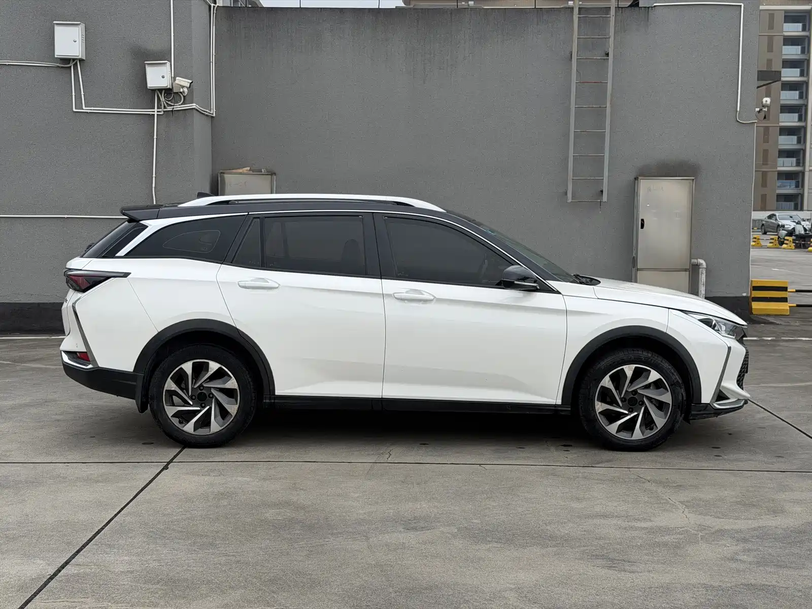 صورة 4 - Dongfeng Aeolus Yixuan GS