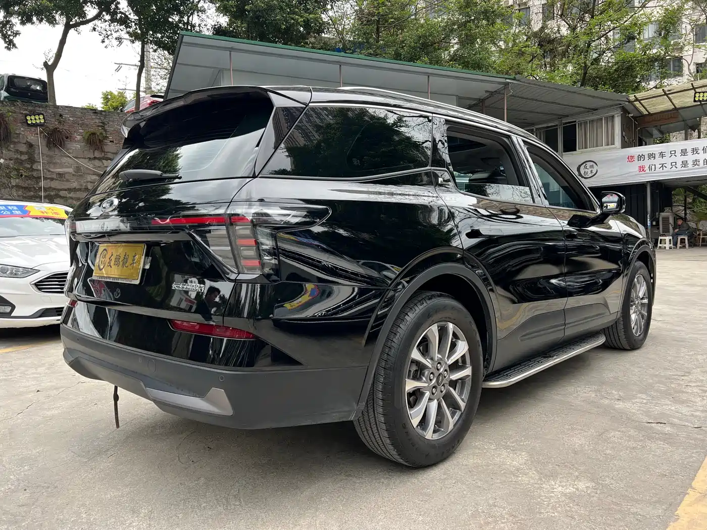  Ford Edge 2023 Edge L 2.0T EcoBoost FWD 7-Seater Luxury 23