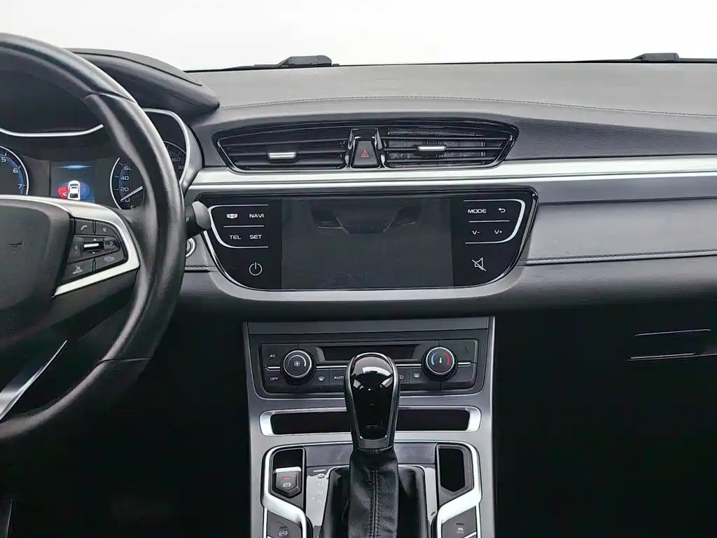 Photo 12 - Geely Emgrand