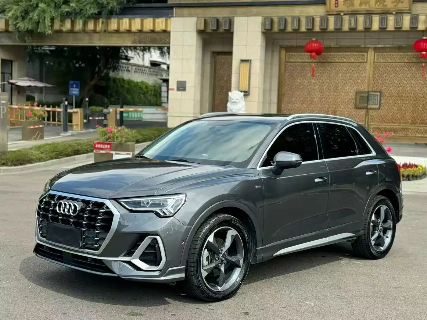 Фото 1 - Audi Q3