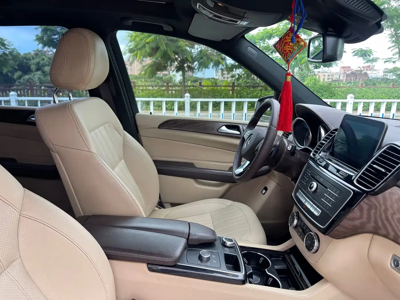 Mercedes-Benz GLE 2017 GLE 320 4MATIC Dynamic фото 8