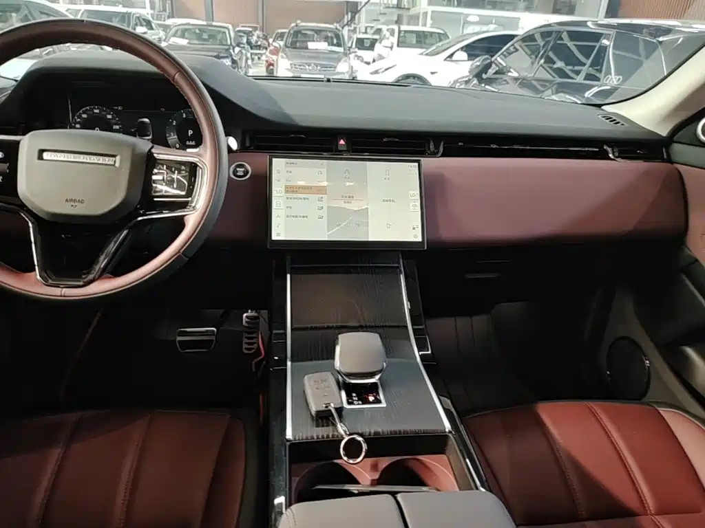 Land Rover Range Rover Evoque 2025 2024 Range Rover Evoque L 249PS Light Master Edition