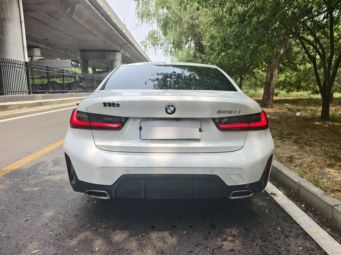 BMW 3 Series 2023 325Li M Sport Package фото 4