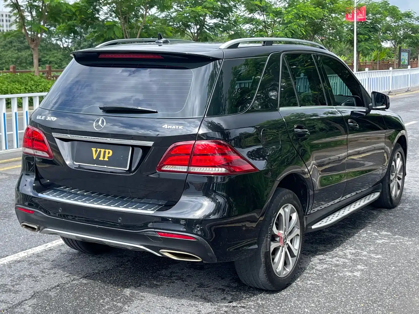 Mercedes-Benz GLE 2017 GLE 320 4MATIC Dynamic фото 6