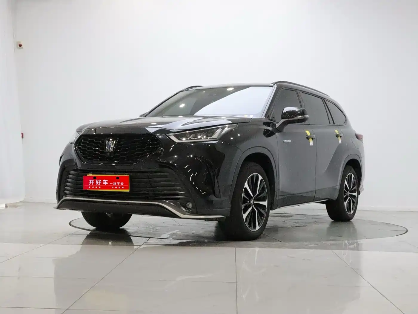 Toyota Crown Kluger 2024 2023 2.5L HEV AWD Luxury Edition