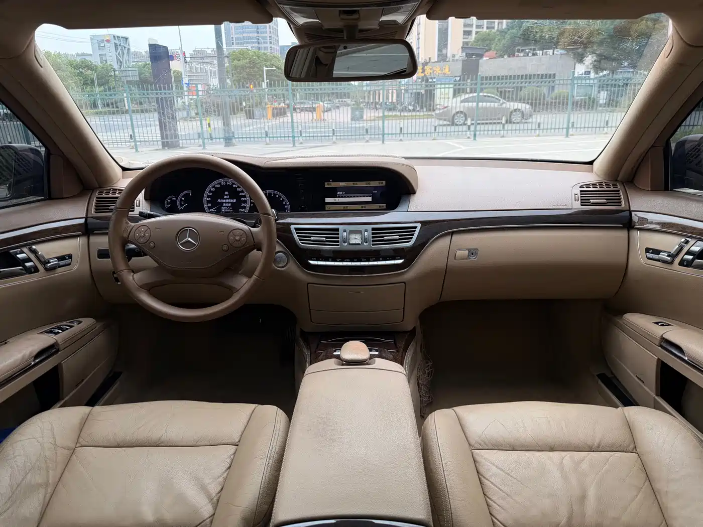 Фото 8 - Mercedes-Benz S-Class
