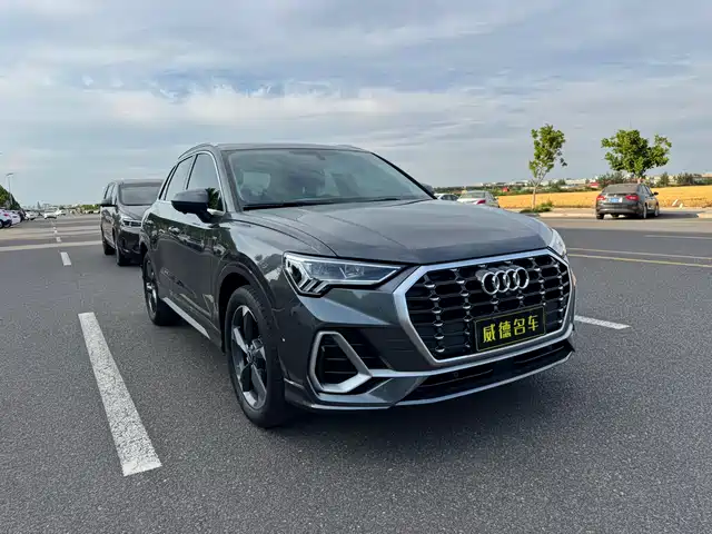 Audi Q3 2022 35 TFSI Fashion Dynamic — фото 2