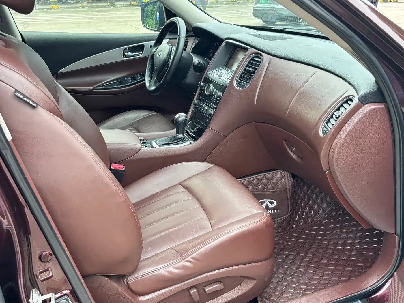 Infiniti QX50 (Import) 2014 2013 2.5L 2WD Elegance