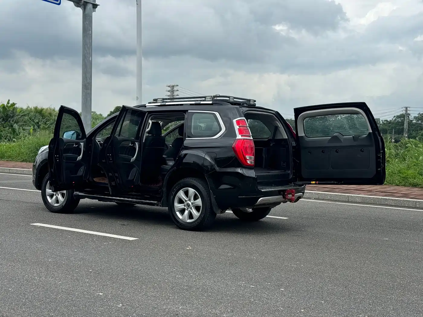 Haval H9 2015 2.0T 4WD Luxury 7-Seater фото 29